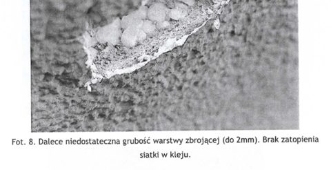 Odkrywka warstwy zbrojonej elewacji