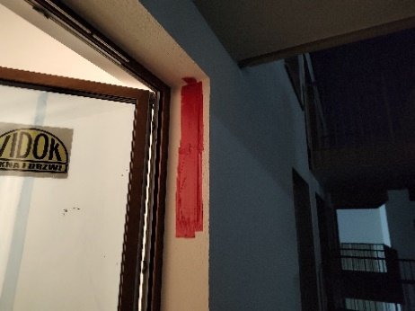 Przygotowanie stolarki i nawiewników do pomiaru.